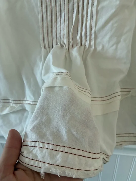 Stitch & Feather Raw-Edge Linen Swing Tank Size Medium - Picture 7 of 9